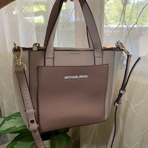 Michael Kors - Mauve Tote